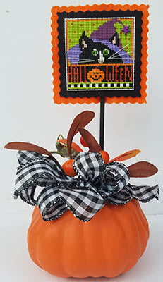 Halloween Pumpkin Poke Kit - Vals Stuff - Cross Stitch Pattern, Needlecraft Patterns, The Crafty Grimalkin - A Cross Stitch Store