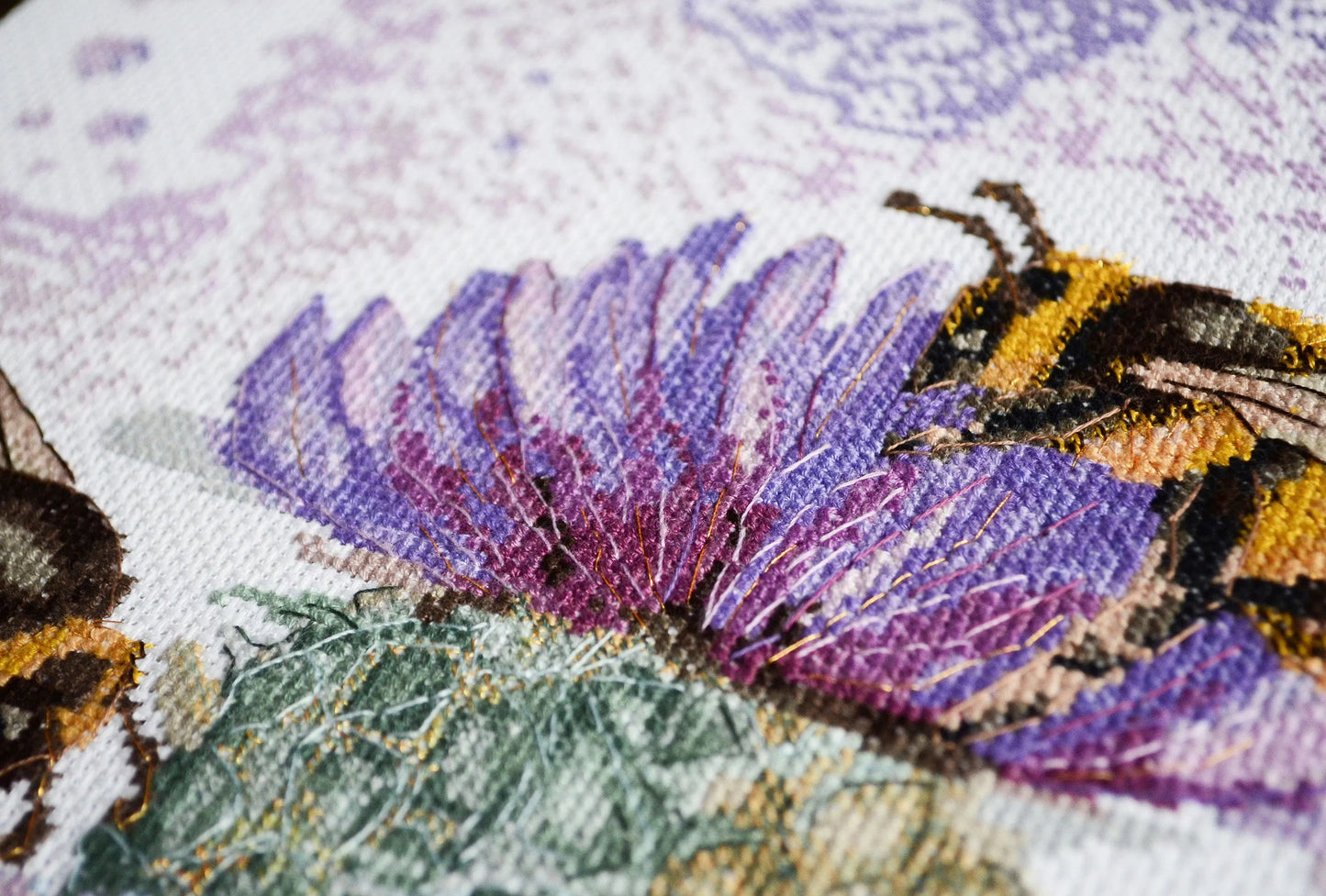 Cross-stitch kit Hunting for nectar AH-188, Needlecraft Kits, The Crafty Grimalkin - A Cross Stitch Store