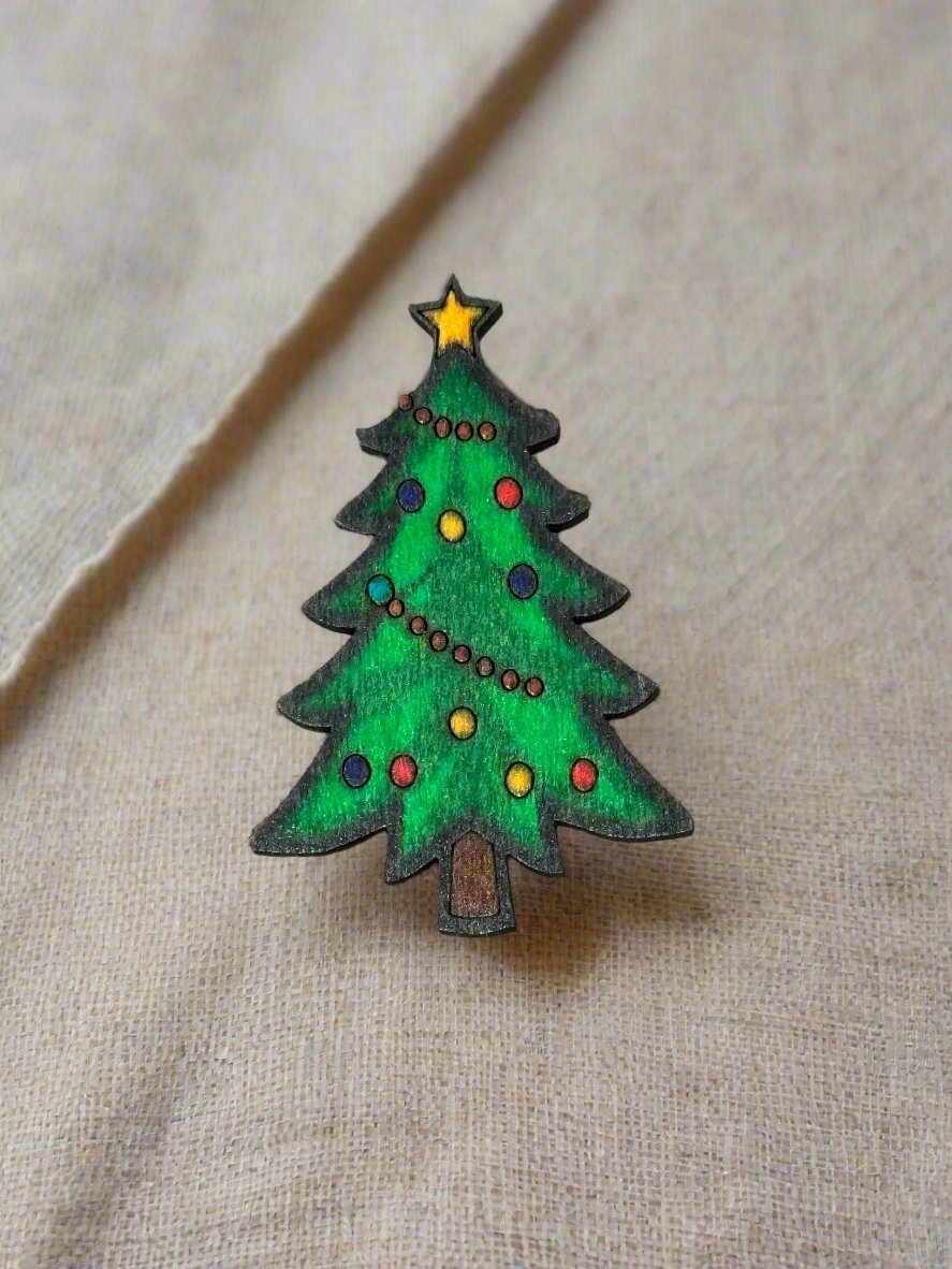 Christmas Tree Wooden Magnetic Needle Minder