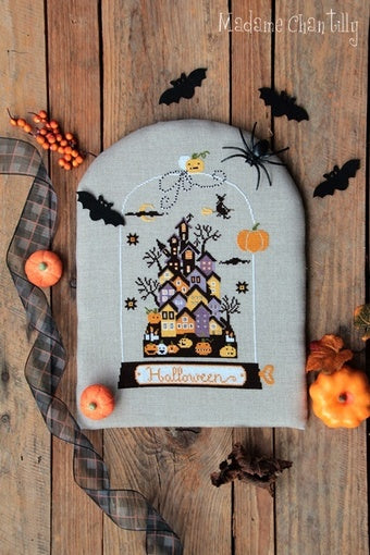 Halloween Carillon - Madame Chantilly - Cross Stitch Pattern