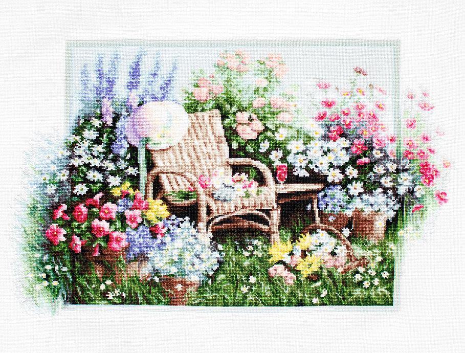 Blooming garden  B2344L Counted Cross-Stitch Kit, Needlecraft Kits, Needlecraft Kits, The Crafty Grimalkin - A Cross Stitch Store