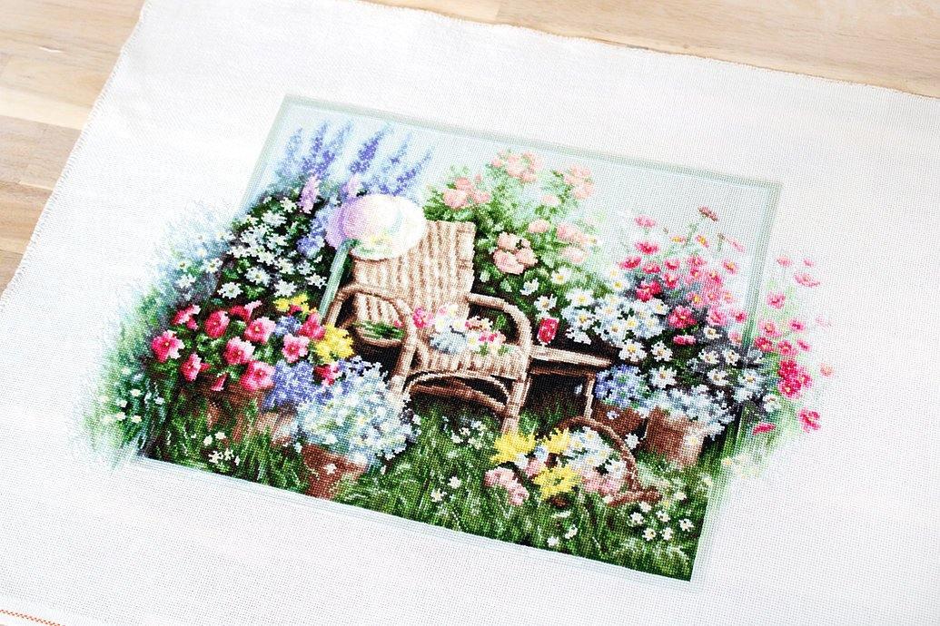 Blooming garden  B2344L Counted Cross-Stitch Kit, Needlecraft Kits, Needlecraft Kits, The Crafty Grimalkin - A Cross Stitch Store