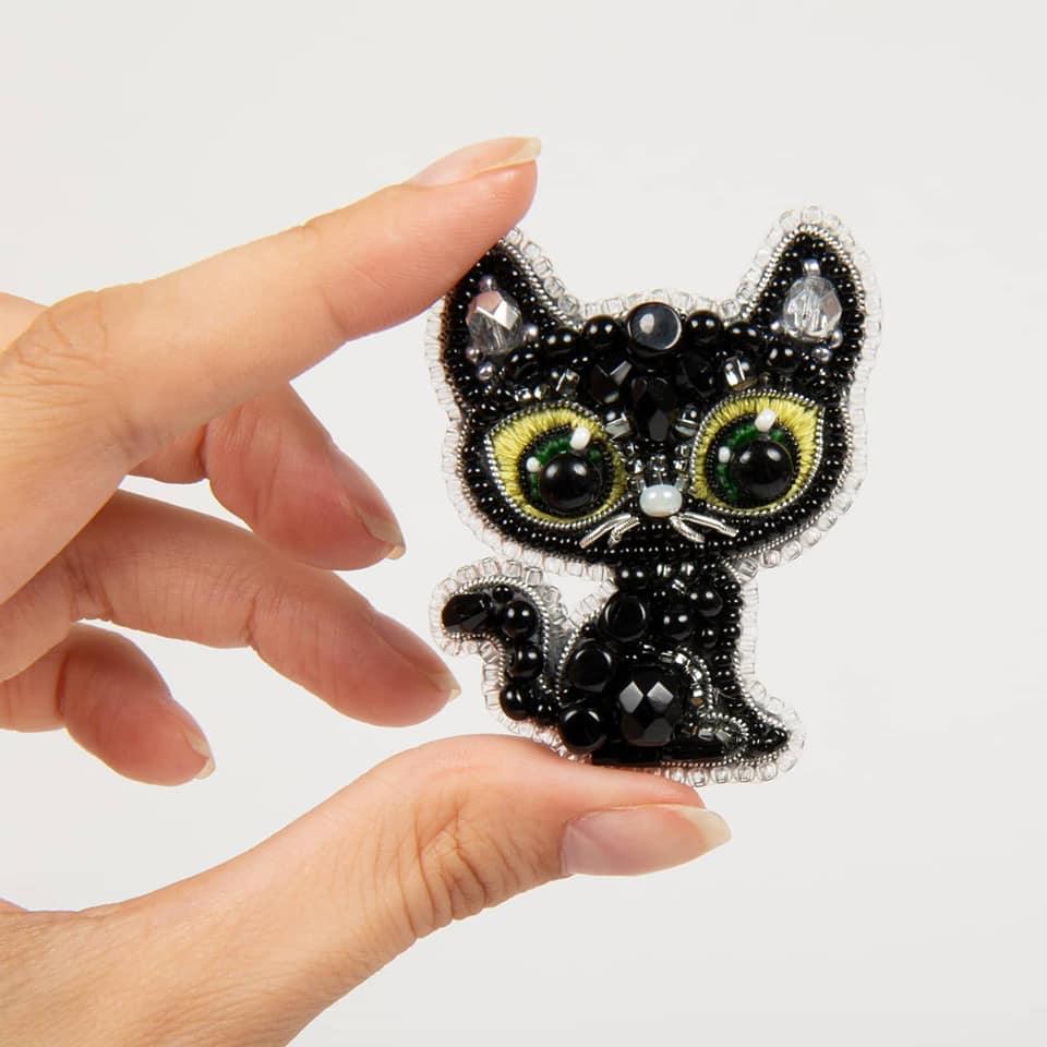 BP-330C Beadwork kit for creating brooch Crystal Art "Black cat", The Crafty Grimalkin - A Cross Stitch Store