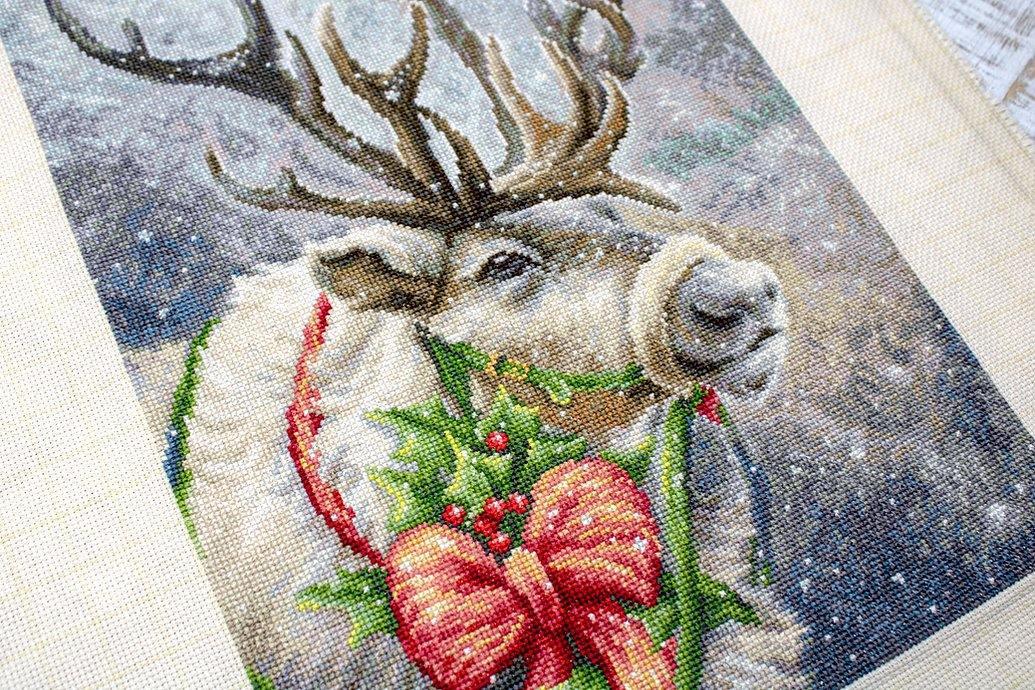 Christmas Deer B598L Counted Cross-Stitch Kit, Needlecraft Kits, Needlecraft Kits, The Crafty Grimalkin - A Cross Stitch Store