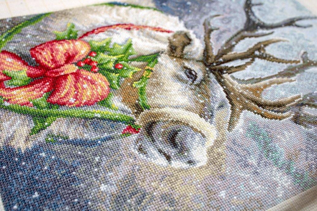 Christmas Deer B598L Counted Cross-Stitch Kit, Needlecraft Kits, Needlecraft Kits, The Crafty Grimalkin - A Cross Stitch Store