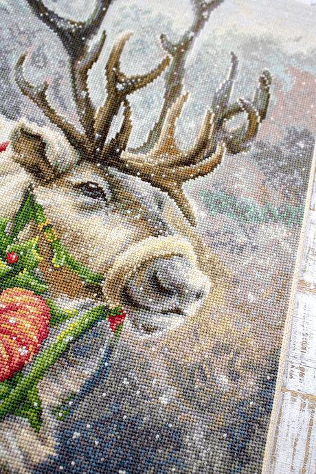 Christmas Deer B598L Counted Cross-Stitch Kit, Needlecraft Kits, Needlecraft Kits, The Crafty Grimalkin - A Cross Stitch Store