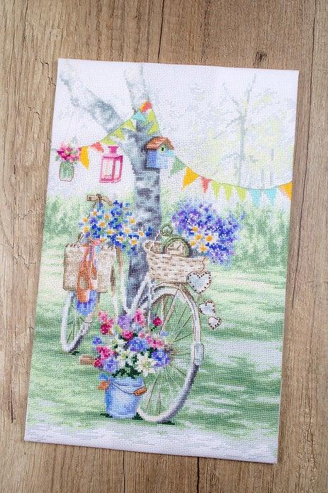 Counted Cross Stitch Kit Bike Leti971, Needlecraft Kits, Needlecraft Kits, The Crafty Grimalkin - A Cross Stitch Store