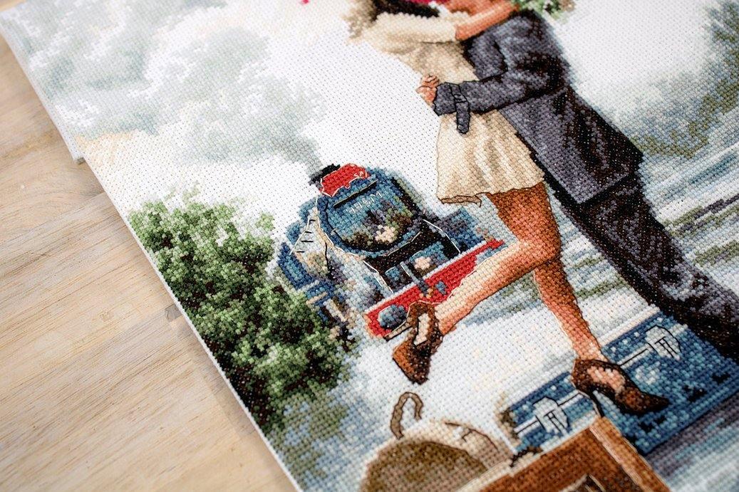 Couple on train station B2369L Counted Cross-Stitch Kit, Needlecraft Kits, Needlecraft Kits, The Crafty Grimalkin - A Cross Stitch Store