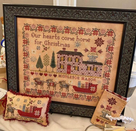 MISTLETOE MANOR SAMPLER AND SMALLS - Pansy Patch Quilts and Stitchery - Cross Stitch Pattern